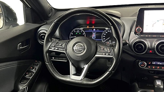 Nissan Juke 8 of 17