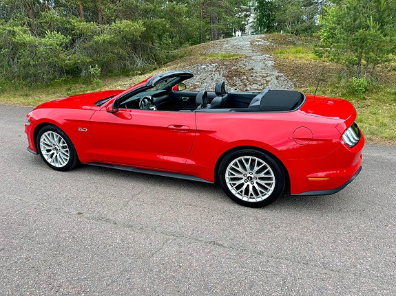 Ford Mustang 9 of 10