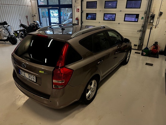Kia Ceed 5 of 5