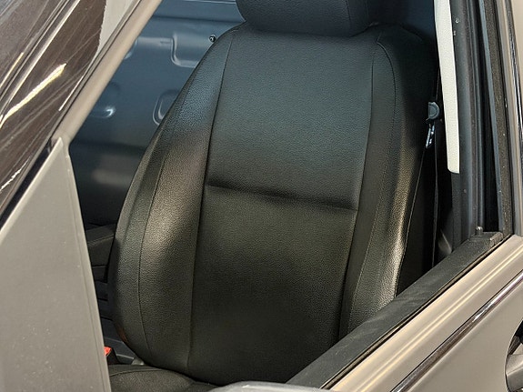 Mercedes-Benz Vito 119 18 of 30