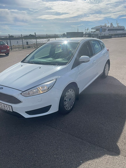 Ford Focus 4 of 5