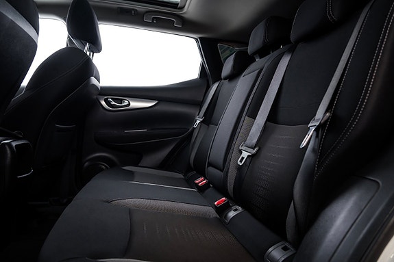 Nissan Qashqai 25 of 25