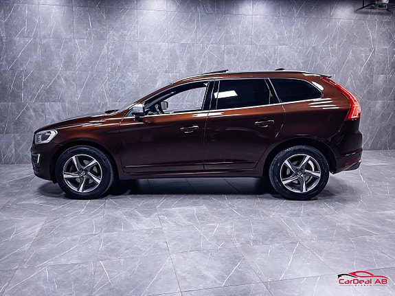 Volvo XC60 4 of 5