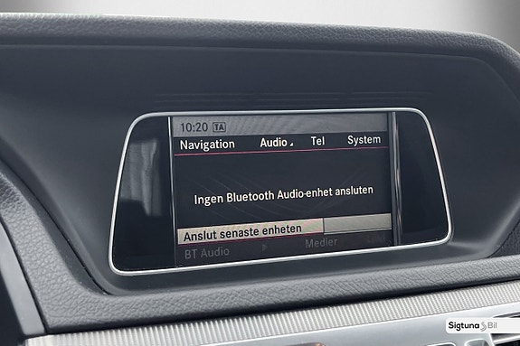 Mercedes-Benz E220 27 of 30
