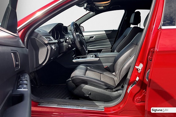 Mercedes-Benz E220 8 of 30