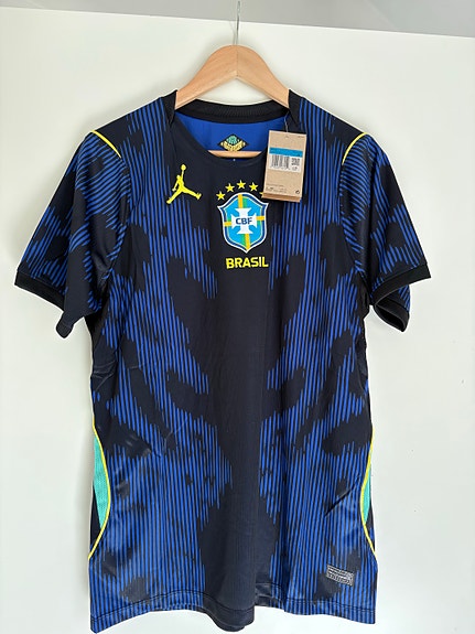 Product image 2 of 18