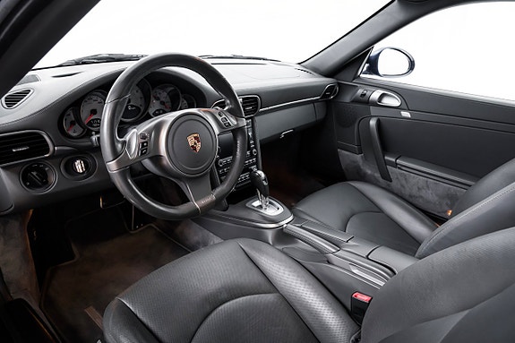 Porsche 911 14 of 28