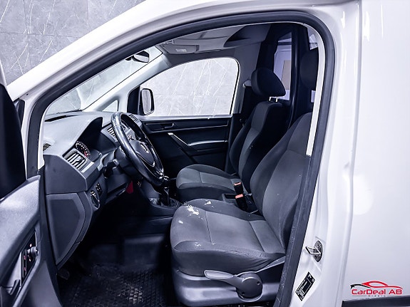 Volkswagen Caddy Maxi 10 of 29