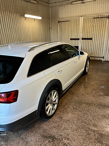 Audi A6 allroad 5 of 7