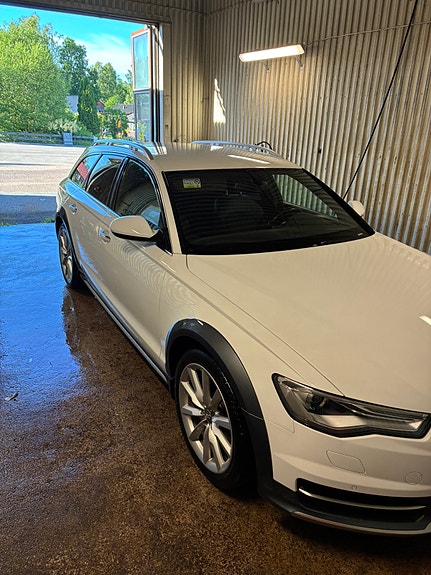 Audi A6 allroad 4 of 7