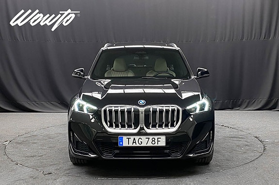 BMW X1 2 of 5