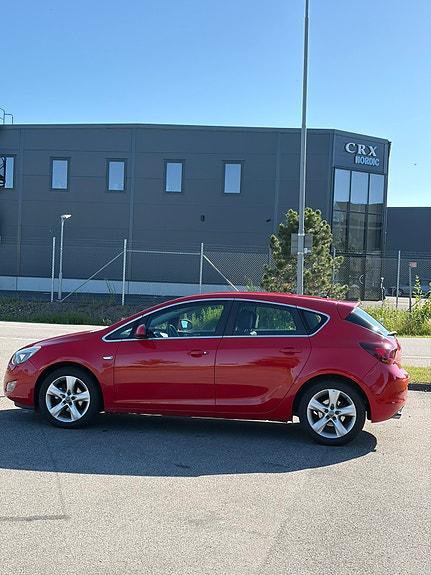 Opel Astra 4 of 5