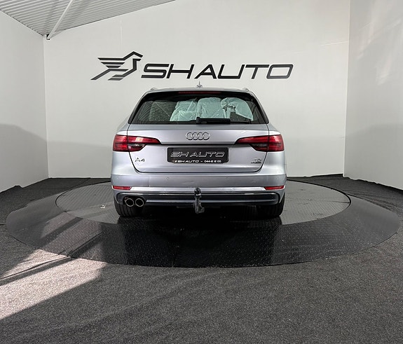 Audi A4 6 of 22