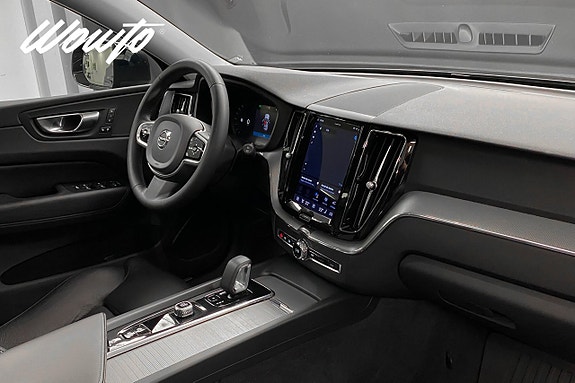 Volvo XC60 14 of 23