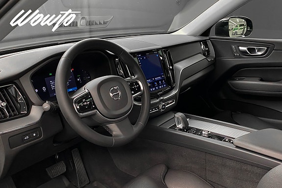 Volvo XC60 8 of 23