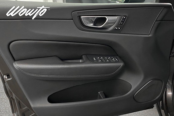 Volvo XC60 9 of 23