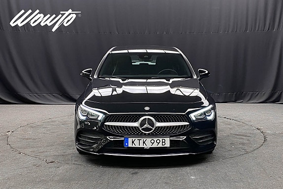Mercedes-Benz CLA200 2 of 5
