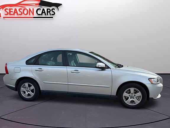 Volvo S40 5 of 5