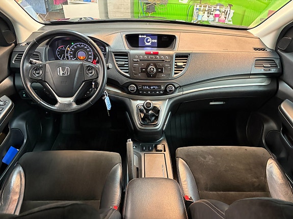 Honda CR-V 19 of 30