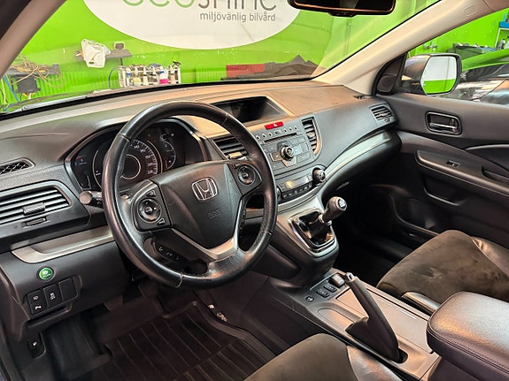 Honda CR-V 27 of 30