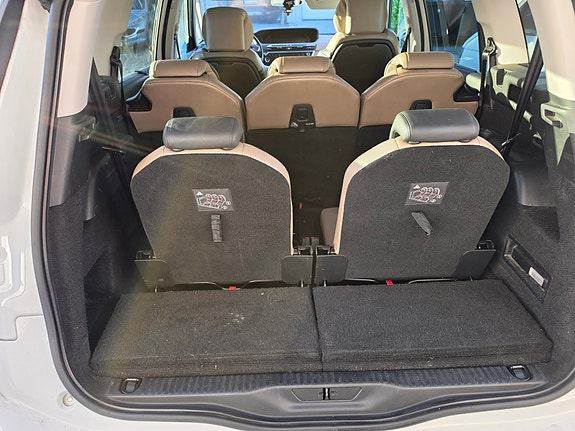 Citroen Grand C4 Picasso 3 of 5