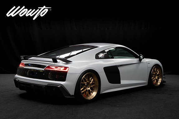 Audi R8 5 of 5
