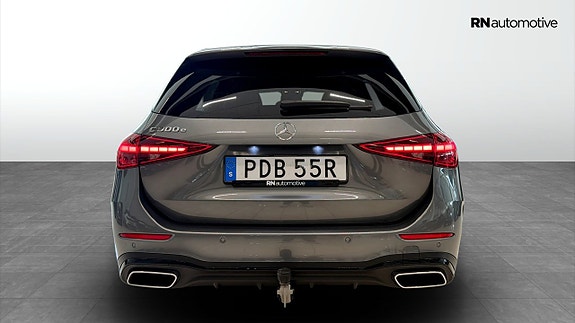 Mercedes-Benz C300 e 4 of 5