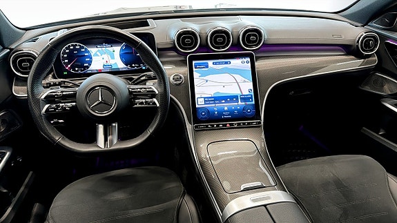 Mercedes-Benz C300 e 14 of 26
