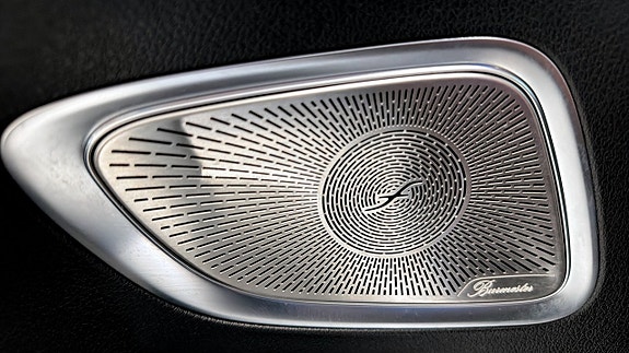 Mercedes-Benz C300 e 23 of 26