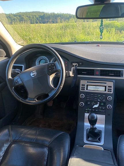 Volvo S80 5 of 5