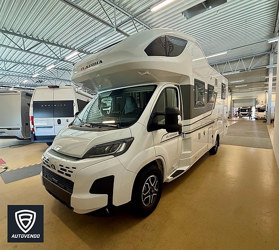 Adria Coral XL 660 SL 180 HK Alde AC 12 of 18
