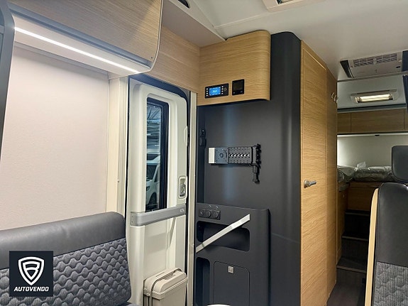Adria Coral XL 660 SL 180 HK Alde AC 6 of 18