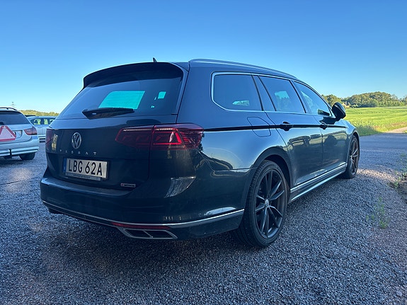 Volkswagen Passat 3 of 4