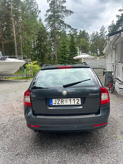 Skoda Octavia 3 of 5