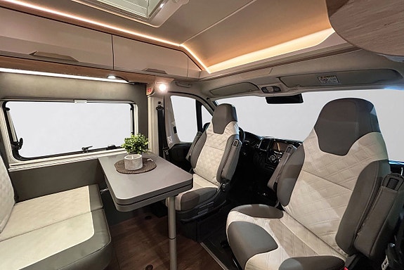 Knaus BOXLIFE 600 MQ AUTOMAT ADAPTIV FARTHÅLLARE DIESELVÄRMARE Lyftsäng 6 of 30