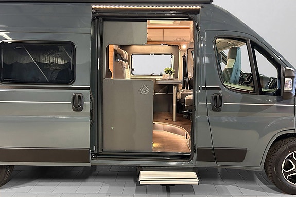 Knaus BOXLIFE 600 MQ AUTOMAT ADAPTIV FARTHÅLLARE DIESELVÄRMARE Lyftsäng 4 of 30