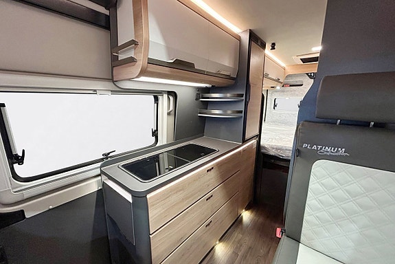 Knaus BOXLIFE 600 MQ AUTOMAT ADAPTIV FARTHÅLLARE DIESELVÄRMARE Lyftsäng 7 of 30