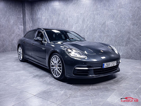 Porsche Panamera 4 9 of 30