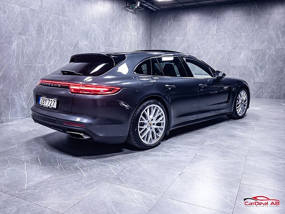 Porsche Panamera 4 7 of 30