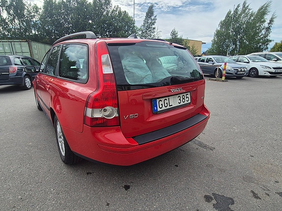 Volvo V50 5 of 5