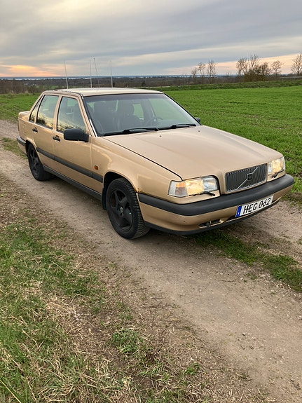 Volvo 850 3 of 5