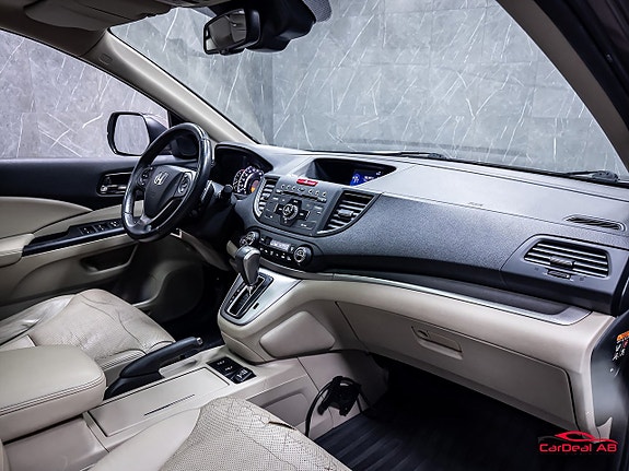 Honda CR-V 14 of 30