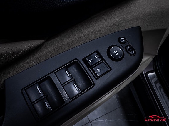 Honda CR-V 30 of 30
