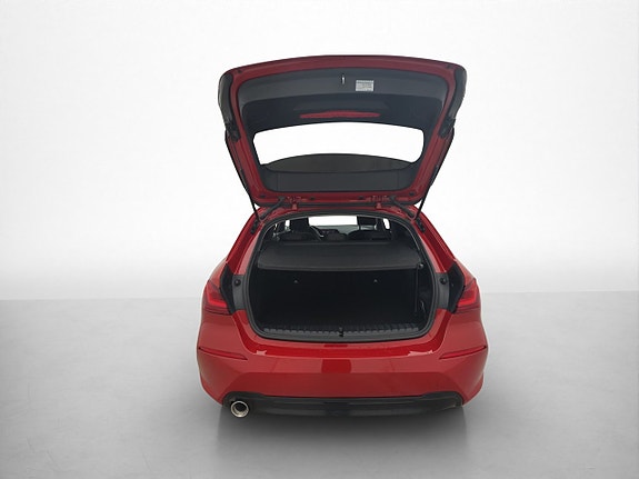 BMW 118i 27 of 30