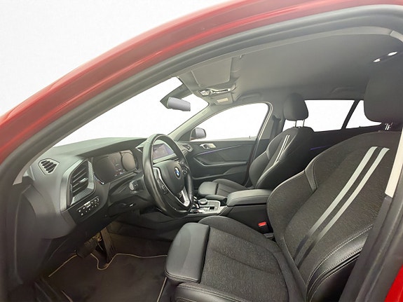 BMW 118i 11 of 30
