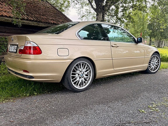 BMW 330Ci 5 of 5