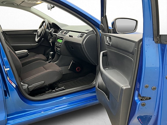 Skoda Rapid 27 of 30
