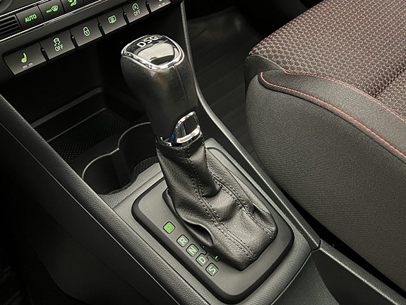 Skoda Rapid 25 of 30