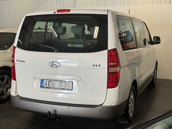 Hyundai H-1 6 of 29