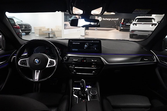 BMW 530e 10 of 15